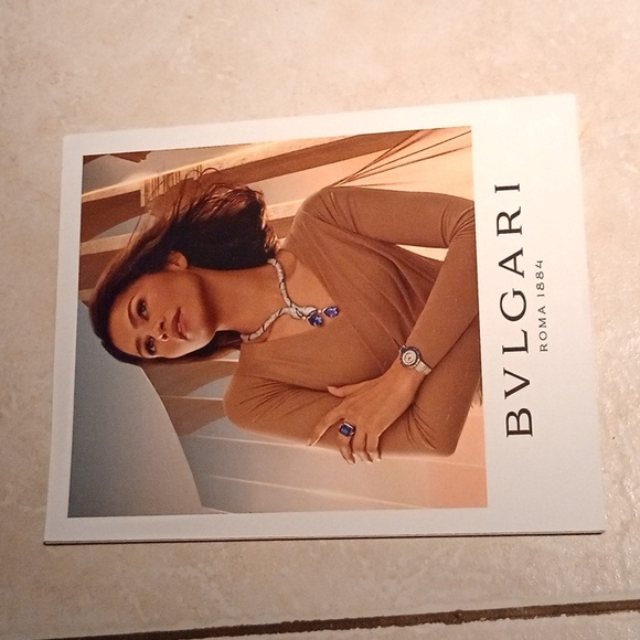 Magazine - Picture 2 of 3